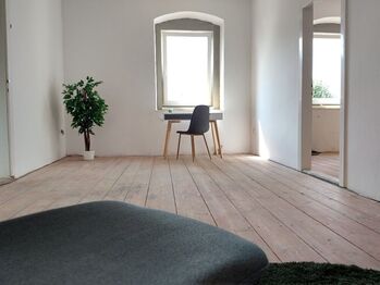 Prodej domu 328 m², Vráž
