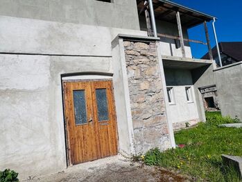 Prodej domu 328 m², Vráž