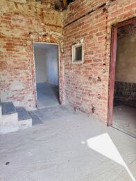 Prodej domu 328 m², Vráž