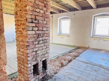 Prodej domu 328 m², Vráž