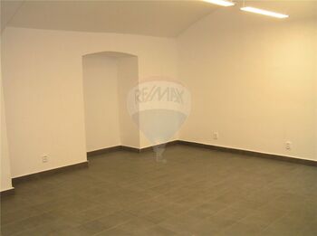 hlavní prostor - Pronájem obchodních prostor, Praha 10 - Vinohrady