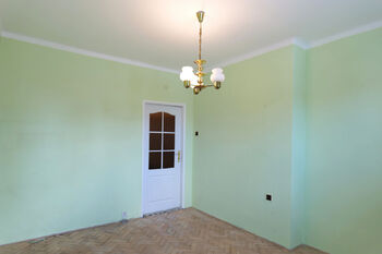 Pokoj II. - Prodej bytu 3+1 v osobním vlastnictví 83 m², Kladno