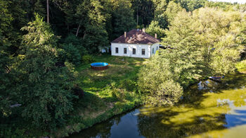 Prodej domu 210 m², Stádlec