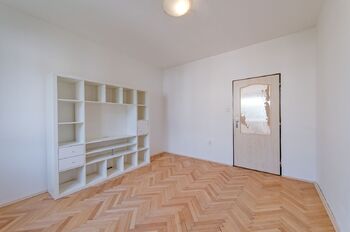 Pronájem bytu 2+1 v osobním vlastnictví 56 m², Aš