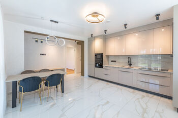 Prodej domu 244 m², Praha 5 - Zbraslav