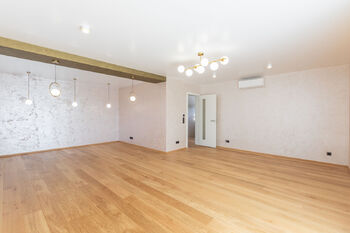 Prodej domu 244 m², Praha 5 - Zbraslav