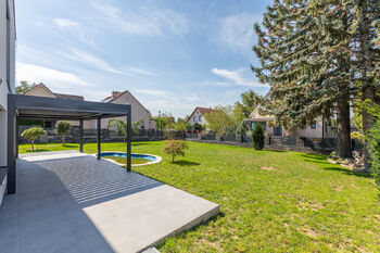 Prodej domu 244 m², Praha 5 - Zbraslav