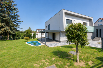 Prodej domu 244 m², Praha 5 - Zbraslav