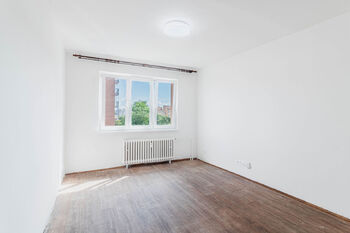 Ložnice - Prodej bytu 2+1 v družstevním vlastnictví 52 m², Praha 10 - Záběhlice