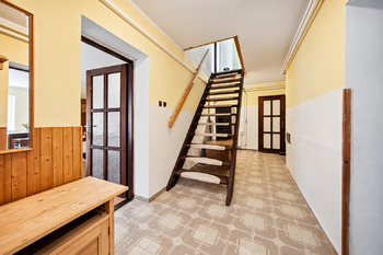 Prodej domu 220 m², Karlovy Vary