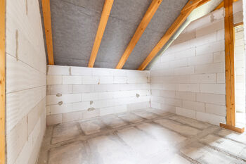 budoucí ložnice - Prodej domu 169 m², Hradečno