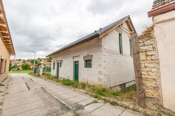 vstup do domu z ulice - Prodej domu 169 m², Hradečno