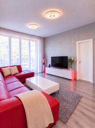 Prodej bytu 2+kk v osobním vlastnictví 62 m², Praha 9 - Vysočany