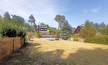 Ten je rovinatý pravidelného tvaru, - Prodej pozemku 422 m², Dolní Lukavice