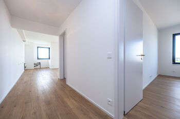 Pronájem bytu 3+kk v osobním vlastnictví 82 m², Praha 8 - Dolní Chabry