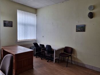 zázemí obchodu - Prodej nájemního (činžovního) domu 384 m², Stonařov
