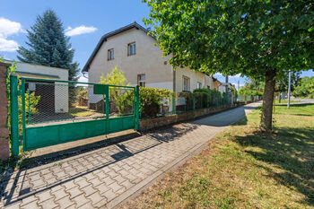 Prodej domu 86 m², Lochovice