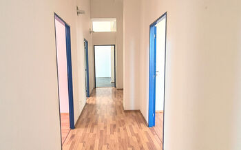 Pronájem kancelářských prostor 19 m², Praha 8 - Kobylisy
