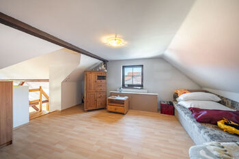 Prodej domu 550 m², Lažany