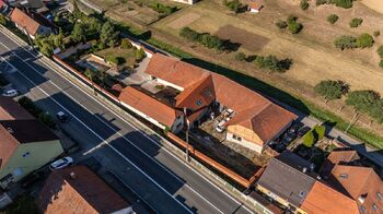 Prodej domu 550 m², Lažany