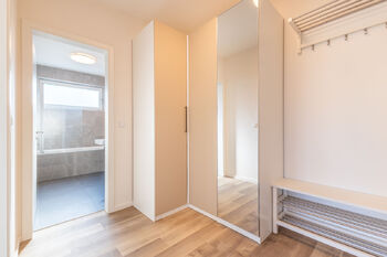 Předsíň - Pronájem bytu 2+kk v osobním vlastnictví 53 m², Praha 5 - Hlubočepy