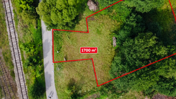 Prodej pozemku 1700 m², Poniklá