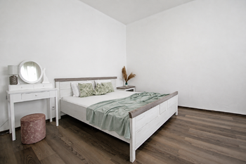 Ložnice - Pronájem bytu 2+kk v osobním vlastnictví 49 m², Praha 1 - Nové Město
