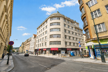 Bytový dům - Pronájem bytu 2+kk v osobním vlastnictví 49 m², Praha 1 - Nové Město