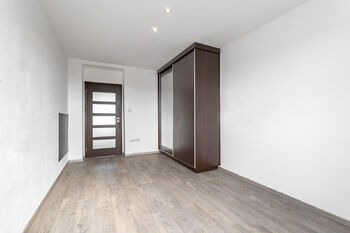 Prodej bytu 3+kk v osobním vlastnictví 69 m², Dobrovice