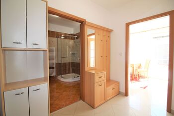 Pronájem bytu 1+1 v osobním vlastnictví 40 m², Praha 8 - Kobylisy
