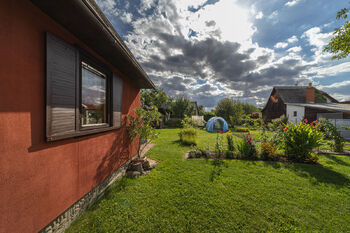 Prodej pozemku 642 m², Vikýřovice