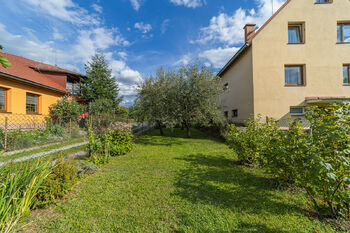 Prodej pozemku 642 m², Vikýřovice