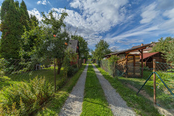 Prodej pozemku 642 m², Vikýřovice