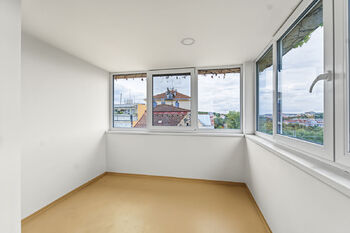 Prodej bytu 3+1 v osobním vlastnictví 91 m², Praha 8 - Libeň
