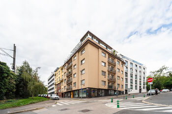 Prodej bytu 3+1 v osobním vlastnictví 91 m², Praha 8 - Libeň