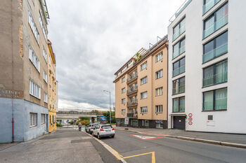 Prodej bytu 3+1 v osobním vlastnictví 91 m², Praha 8 - Libeň