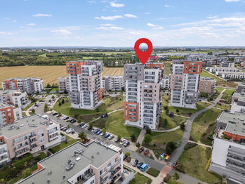 Pohled na dům - Prodej bytu 3+kk v osobním vlastnictví 81 m², Praha 9 - Letňany