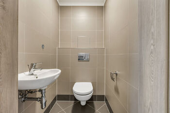 Toaleta - Prodej bytu 3+kk v osobním vlastnictví 81 m², Praha 9 - Letňany