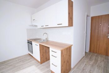 Pronájem bytu 1+1 v družstevním vlastnictví 31 m², Prostějov