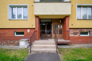 Pronájem bytu 1+1 v osobním vlastnictví 36 m², Ostrov