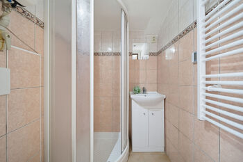 Prodej bytu 1+kk v osobním vlastnictví 23 m², Karlovy Vary