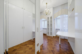 Prodej bytu 2+1 v osobním vlastnictví 72 m², Karlovy Vary