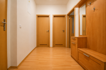 Chodba  - Pronájem bytu 2+kk v osobním vlastnictví 70 m², Hradec Králové