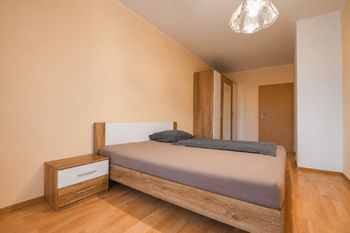 Pokoj 2 - Pronájem bytu 2+kk v osobním vlastnictví 70 m², Hradec Králové