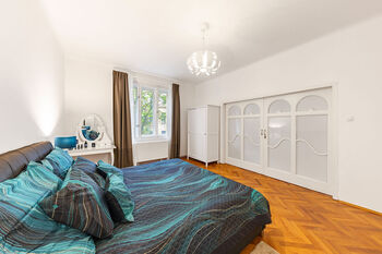 Prodej bytu 4+1 v osobním vlastnictví 133 m², Praha 5 - Smíchov
