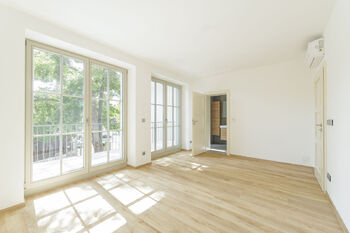 Prodej bytu 5+1 v osobním vlastnictví 191 m², Praha 10 - Záběhlice