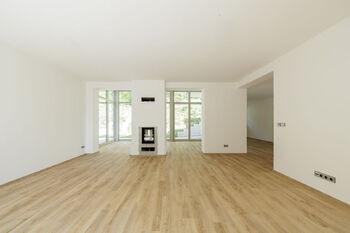 Prodej bytu 5+1 v osobním vlastnictví 191 m², Praha 10 - Záběhlice