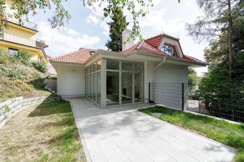 Prodej bytu 5+1 v osobním vlastnictví 191 m², Praha 10 - Záběhlice