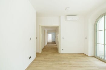 Prodej bytu 4+kk v osobním vlastnictví 128 m², Praha 10 - Záběhlice
