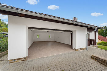 Prodej domu 257 m², Sázava